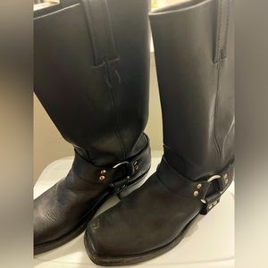 Harness motorcycle boot